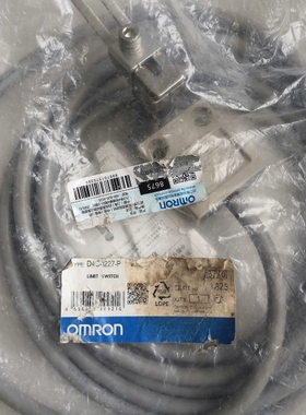议价D4C-1227-P行程开关D4C-1320 1501