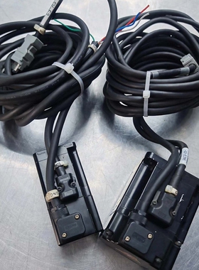 安川伺服电机SGMAV—02A3A21一台带线，安川