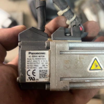 议价伺服电机MSMD012G1U，100W功率，成色如图，功