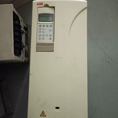 议价ABB变频器 ACS800-01-0075-3+D150+P维修