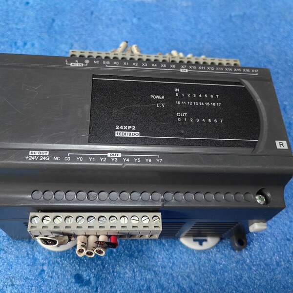 拆机台达模块,DVP24XP200R功能包好,