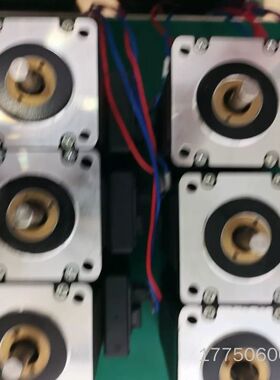 鸣志SSM24Q-3AG-ZW01一体式步进伺服电机，都配有