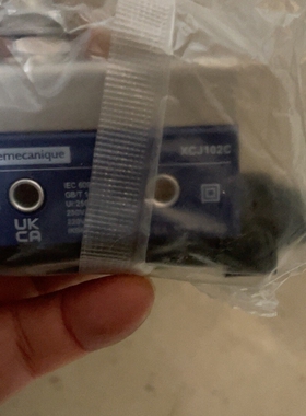 议价全新原装正品XCJ102C限位开关