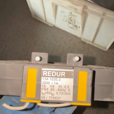 成色好 REDUR 电流互感器，型号13A 1030.3，3;议价