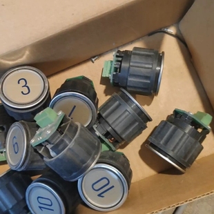 议价迅达电梯5400按钮,轿厢外呼都有,货,没有的,具体