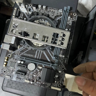 技嘉H310M-S2主板新 性能稳定