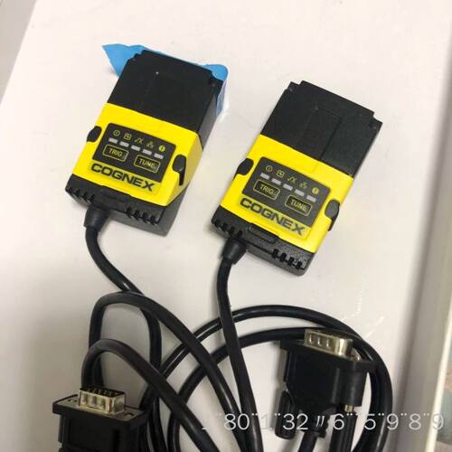 康耐视读码器，95新康耐视DM152X读码器，就试装过，无任