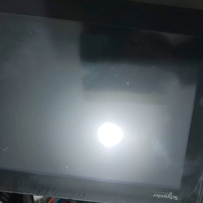 议价Schneider触摸屏一张，型号:XBTGT5330