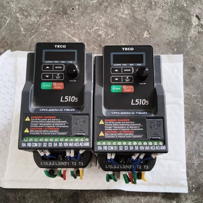 东变频器L510s，0.75KW/220V，两台，品，