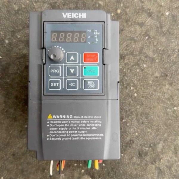 非标价浼熷垱鐢垫皵鍙橀鍣ˋC70E-S2-1R5G锛�1.5KW锛�220议价