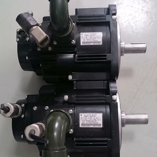 安川伺服电机SGMGV-09ADC6C，带刹车，正常议价