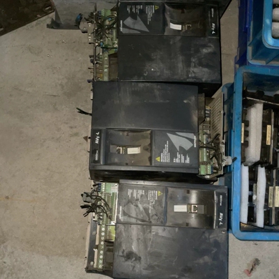 检修西威变频器AVY3110-EBL-M-CH，11KW，3.6详询