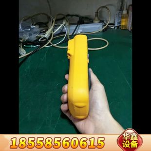 福禄克15B万用表,电池仓漏液过,电池弹片断了一边。差