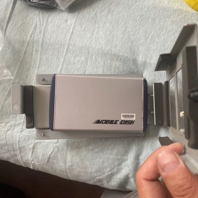 非标价VR3000硬盘，一块九成新，两块保养外轮换下议价