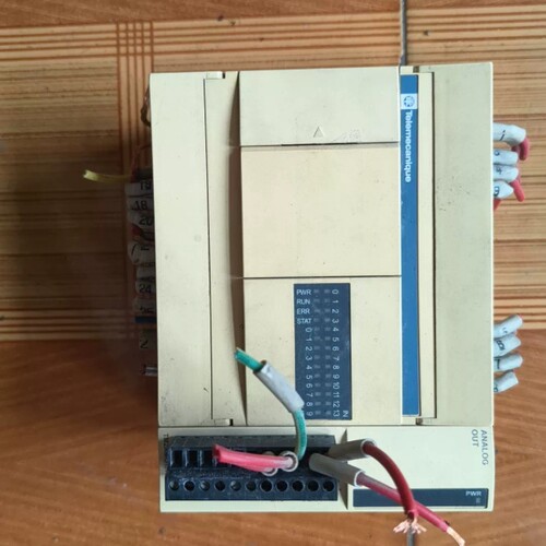模块TWDLCAA24DRF和 TM2AM01HT--议价商品