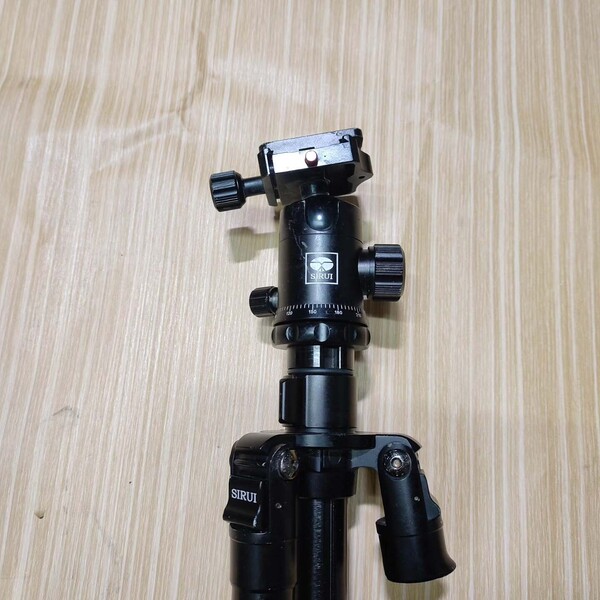 议价思锐SIRUI R2004铝合金三脚架，带KH-20云台，专
