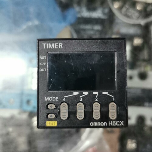 原装时间继电器H5CX-L8SD。现货很多，功能完议价