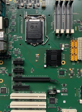 倍福 CB1061 G4主板，现货一个，，议价。