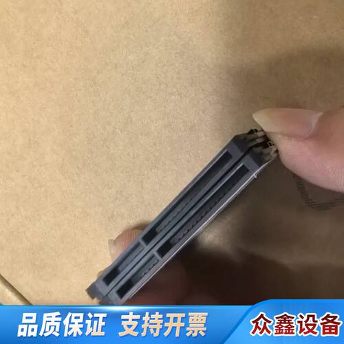 SQFlash CFast工业级存储卡，8GB容量，型号