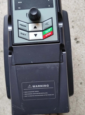 三晶变频器ATV13-4T2R2GH 2.2kw 380V，【议】