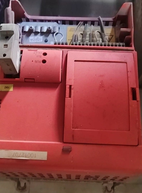 议价SEW MOVITRAC变频器 31C015-503-4-0