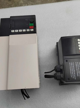 议价拆机lNVERTER矢量重载变频器，型号：CM8000-7.