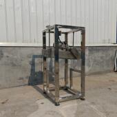 链轨压盖机酱油醋白酒食用油大豆油花生油菜籽油色拉油香油压盖机