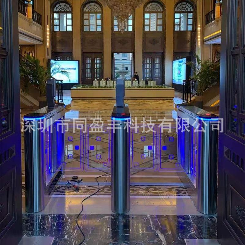 人行通道闸摆闸门禁测温电子哨兵人脸识别可移动平台闸机