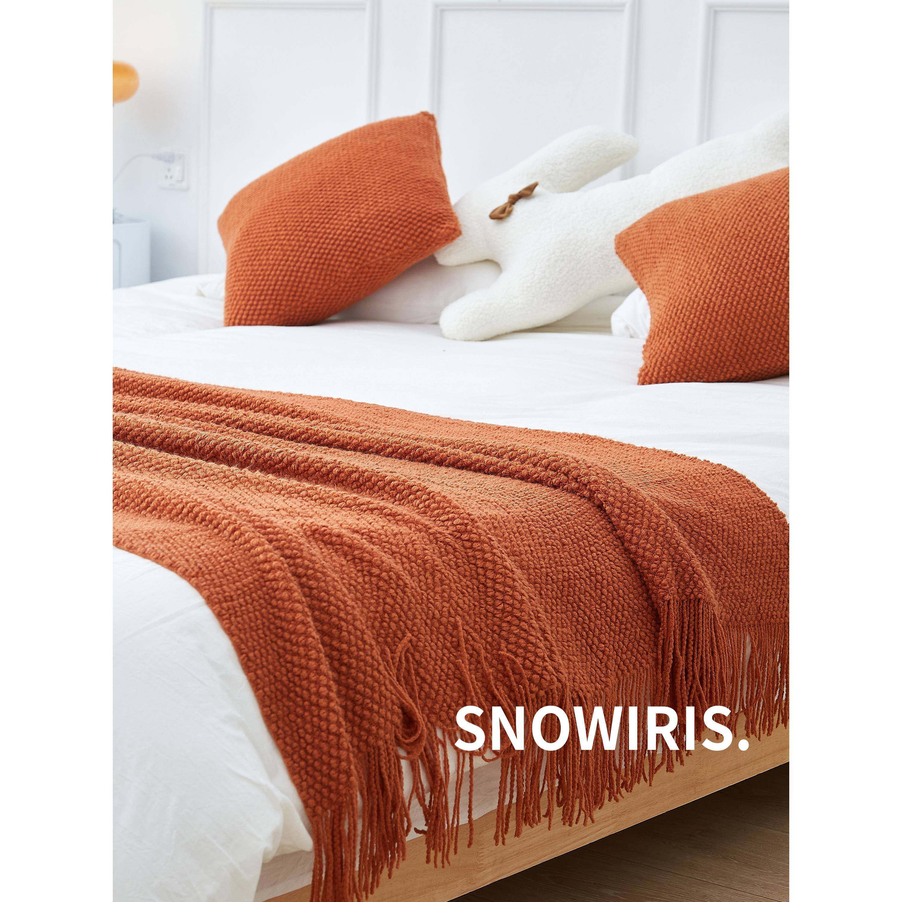 沙发毯子纯色轻奢高级感午休盖毯披肩针织空调毯民宿装饰床尾毛毯