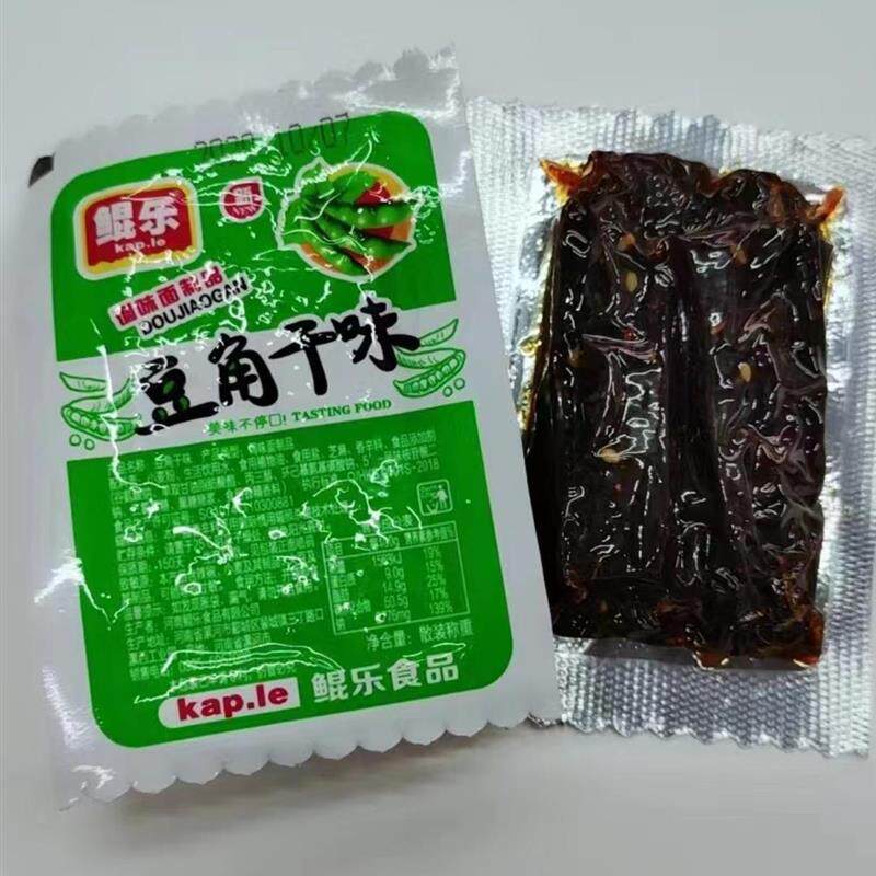 新日期鲲乐辣条豆角干味