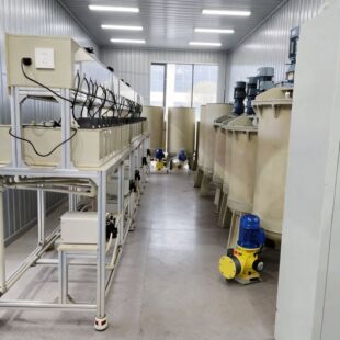 储罐厂家圆形5吨水箱耐酸耐碱水箱升级加厚塑料水塔pp储罐定制