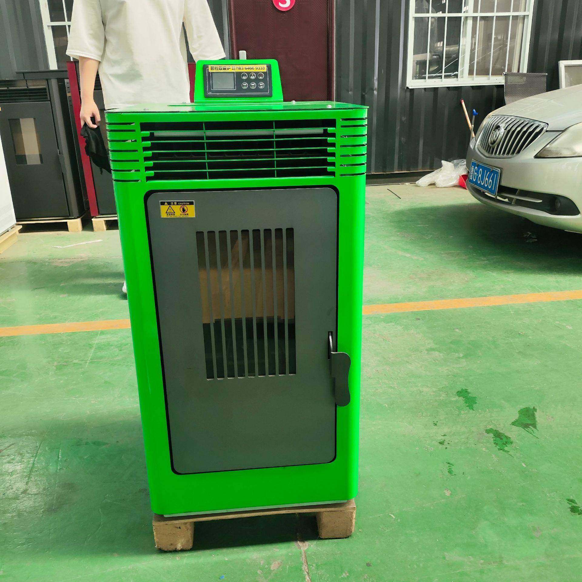 生物质颗粒取暖炉室内家用采暖炉无烟壁炉燃料环保铸铁炉子