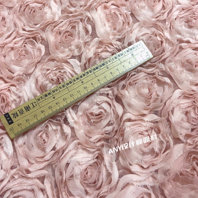豆沙色立体花朵提花婚纱礼服半透纱布料 洋气连衣裙纯色设计面料