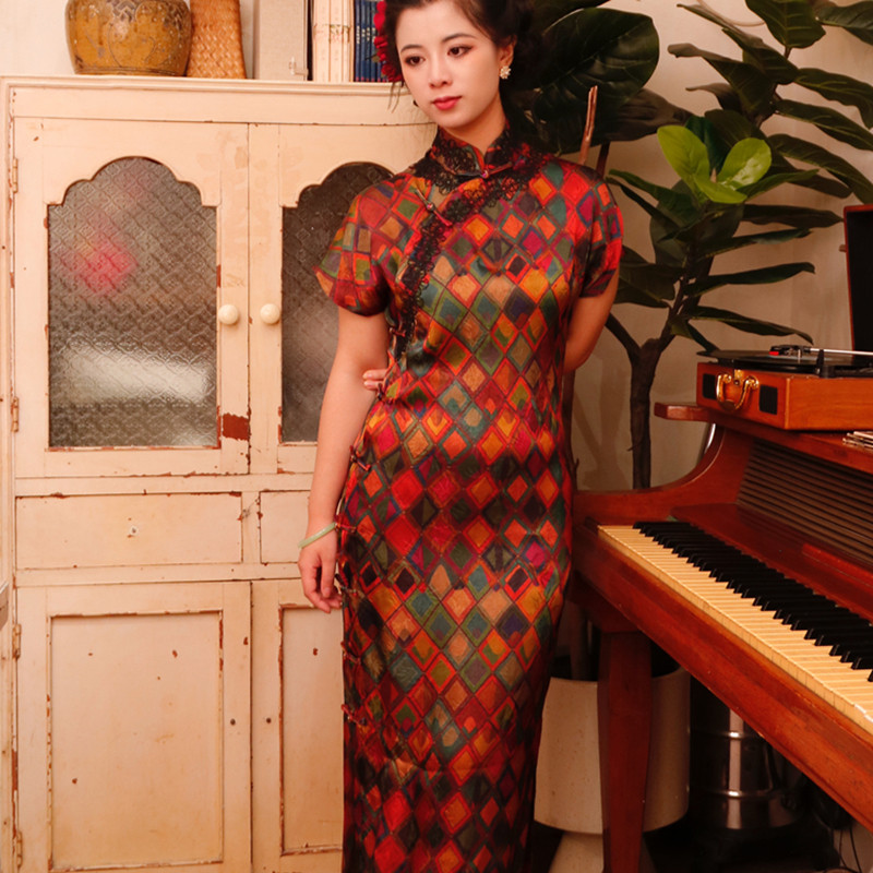 【摩登】敬酒服2025新款红色高级感新娘结婚订婚复古晨袍礼服裙