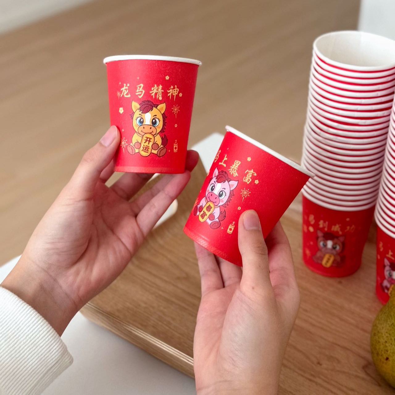 2026马年纸杯一次性红色金箔杯子