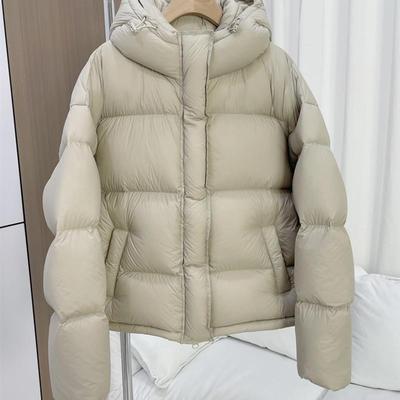 羽绒服女2025冬季新款短款连帽新国标95白鸭绒面包服云朵轻奢外套