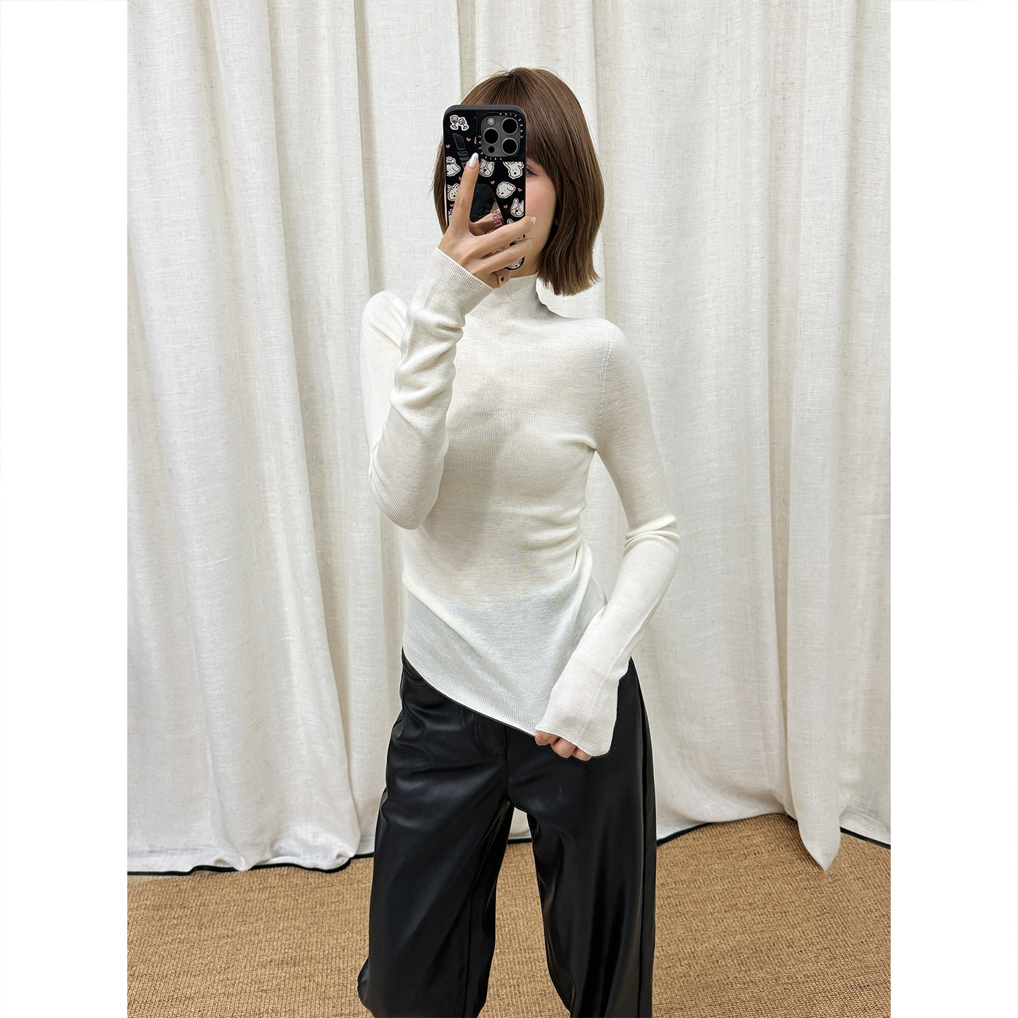 细绵羊毛无缝半高领针织衫