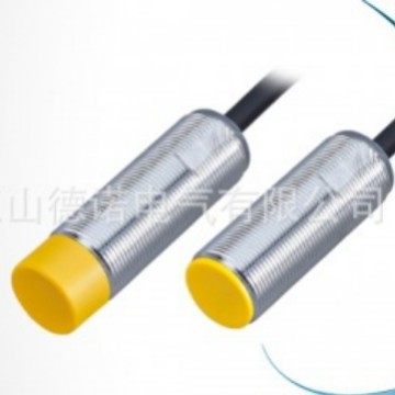 全新销售台湾电感式接近开关TM-3010NC-C TM-3010P-C TM-3010PC-C