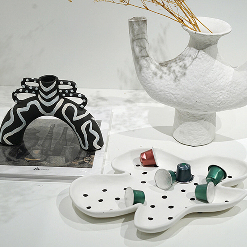 匠形创意黑白陶瓷花瓶 北欧工艺品陶瓷摆件 家居样板间软装饰品