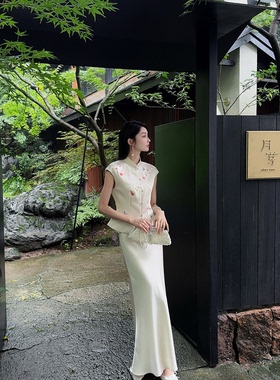 MOPASSANT【凤阁】新中式米色婚礼订婚敬酒服新娘缎面礼服套装