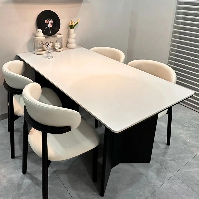 意式极简实木岩板餐桌椅小户型家用2024新款现代简约长方形吃饭桌