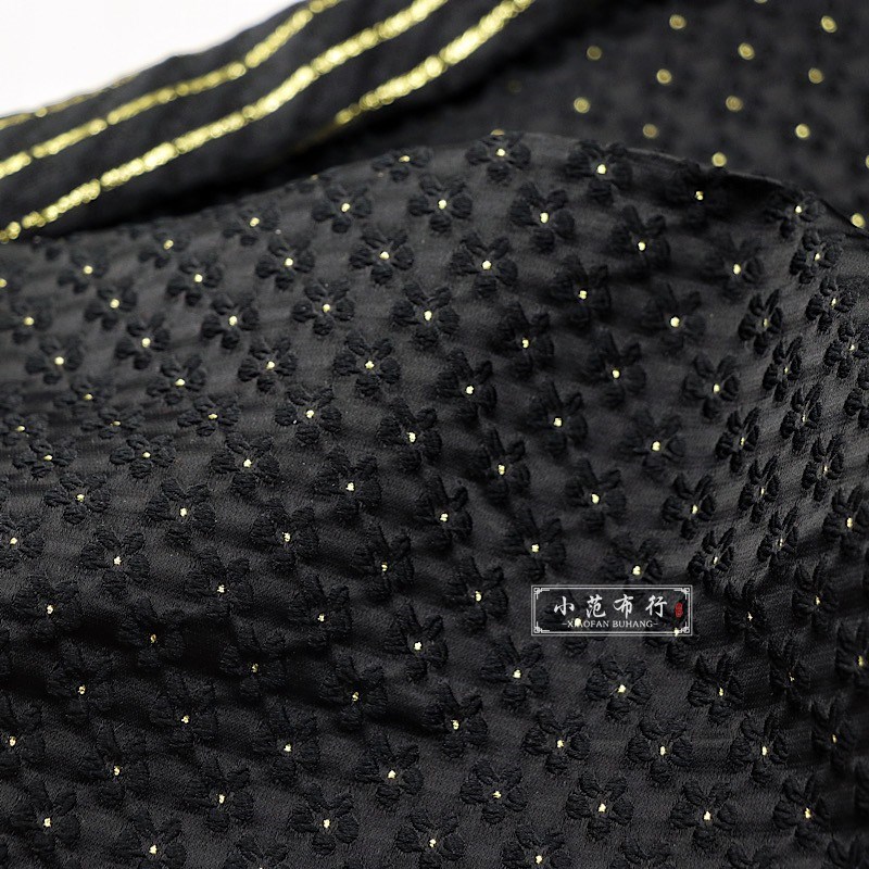 黑色小花立体浮雕色织织金提花布料 硬挺西装半裙设计师时装面料