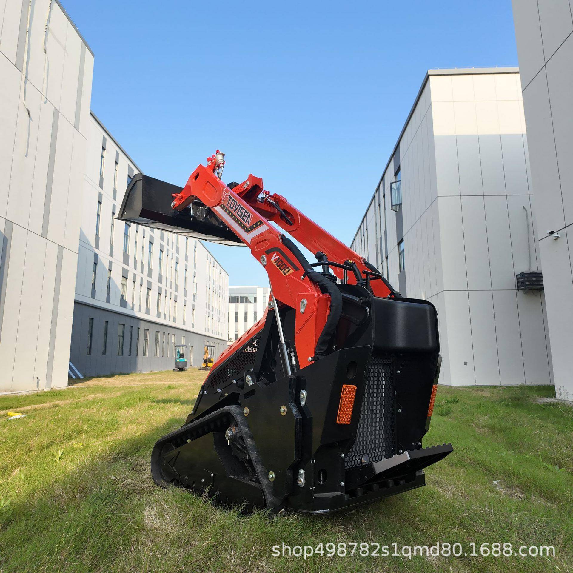 大型重载滑移装载机强劲动力载重工地土方转运破碎挖掘机械