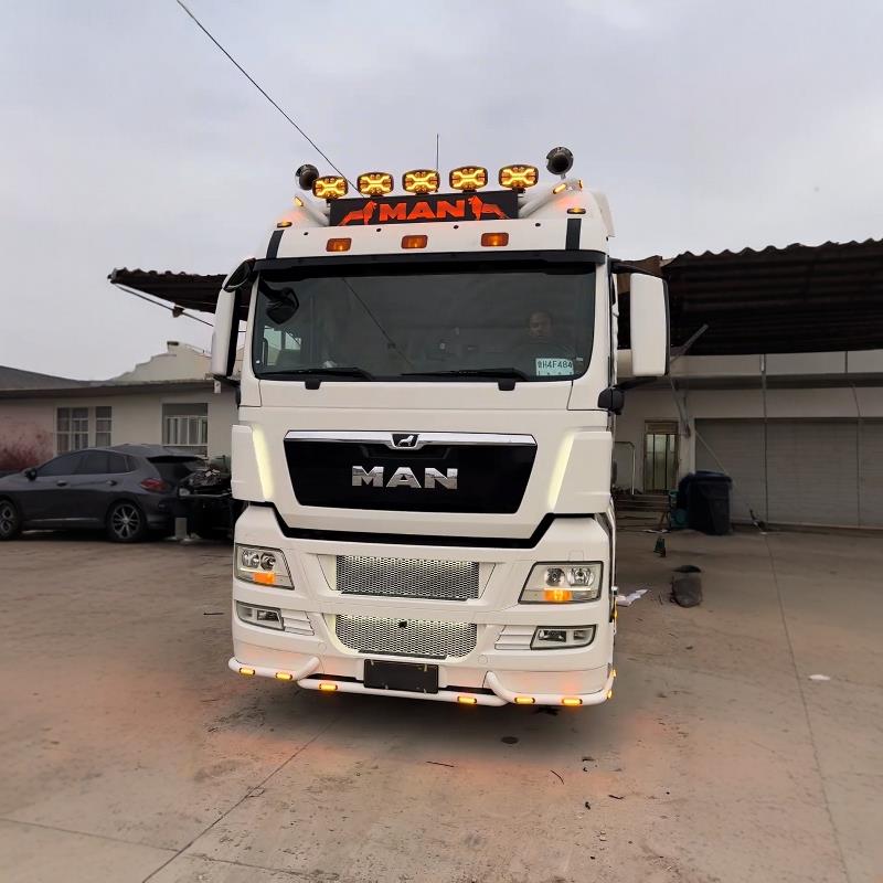 12-24v卡车货车越野车9寸10寸方型LED射灯大功率高亮防水飞机灯