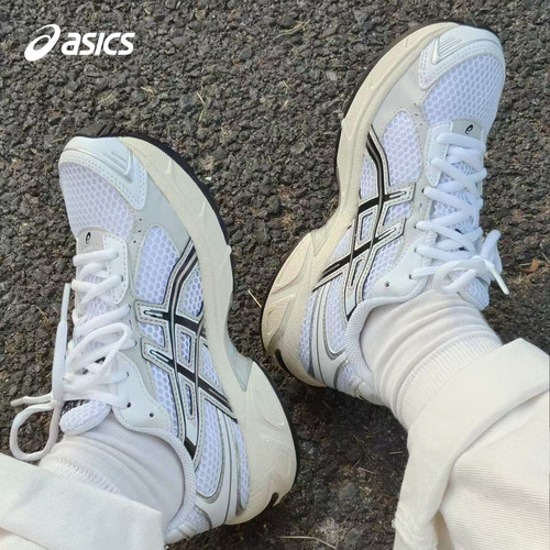 亚瑟士网面复古透气儿童运动鞋