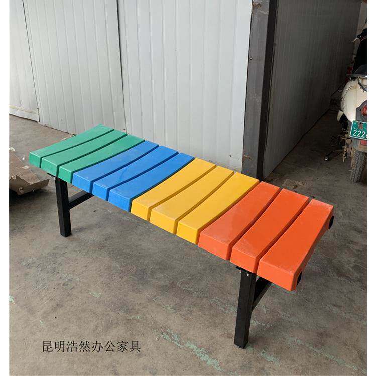 云南昆明abs塑钢彩条浴室更衣凳药店门口医院走廊休息椅长座位椅