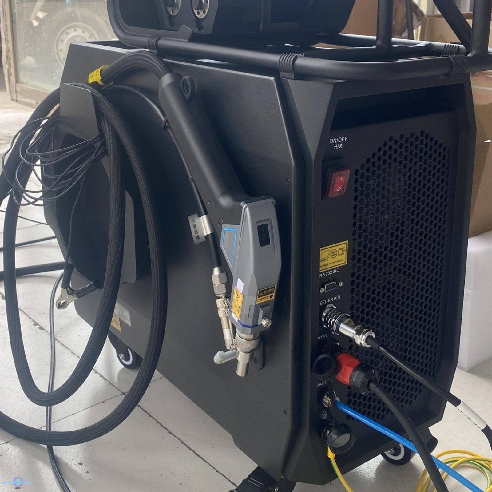 便携式激光焊机 不锈钢镀锌板铝板铜片专用精密焊机,五金/工具,激光焊机,淘宝优惠券,粉丝福利购,淘宝优惠卷