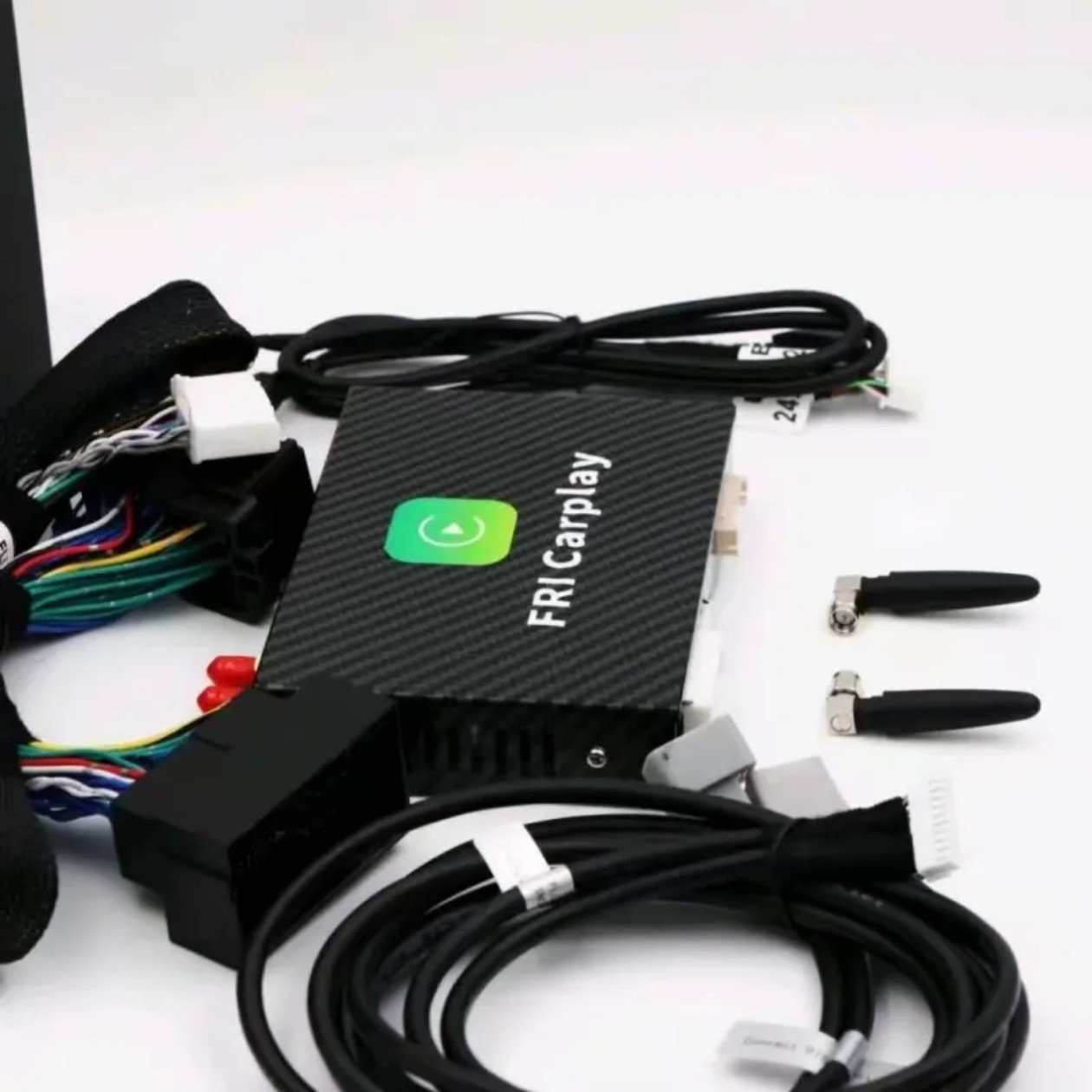 适应于F8升级CarPlay 原厂协议无线连接音质原厂F12 488 458 812