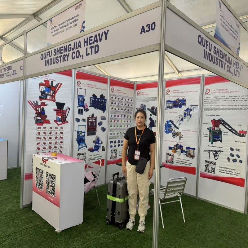 出口标准TF4-25全自动免烧制砖机 沿彩砖空心砖标砖bri ck machin