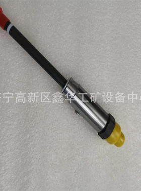 发动机喷油器4W7018 4W-7018 0R1745 0R-3422 0R-1745 0R3422油嘴